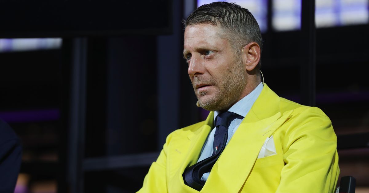 Lapo Elkann De Laurentiis e lo scudetto dellonestà Loro 3 noi 38