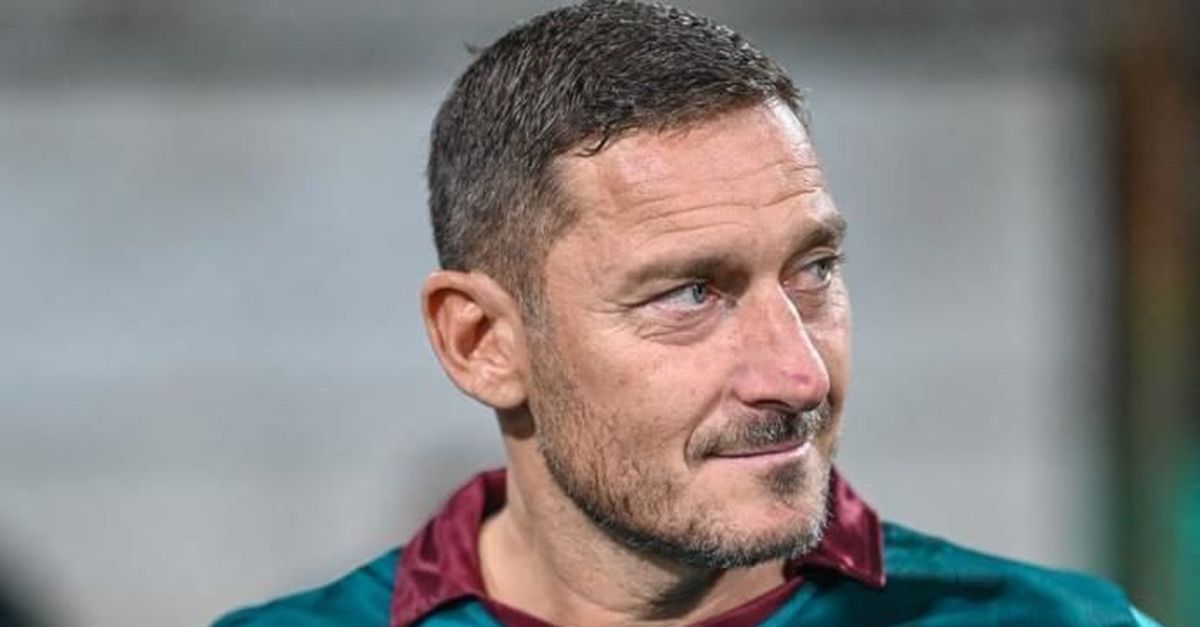 Totti E Il Rapporto Con Larbitro Dellesordio Il Toccante Racconto