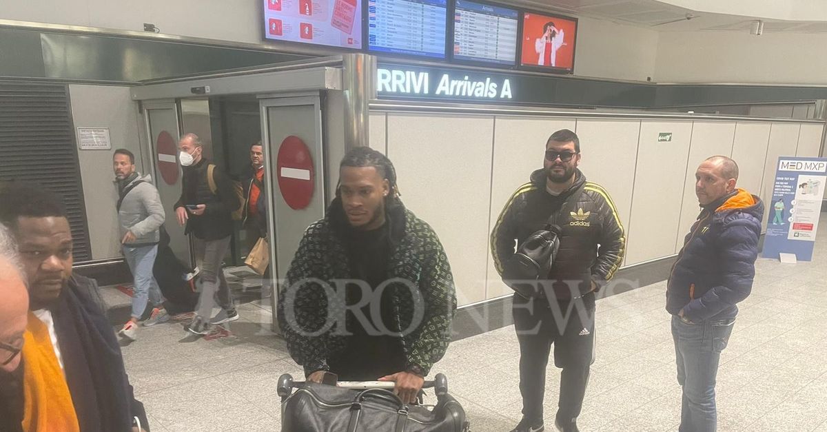 Calciomercato Torino Gravillon Atterrato A Malpensa La Foto Toro News