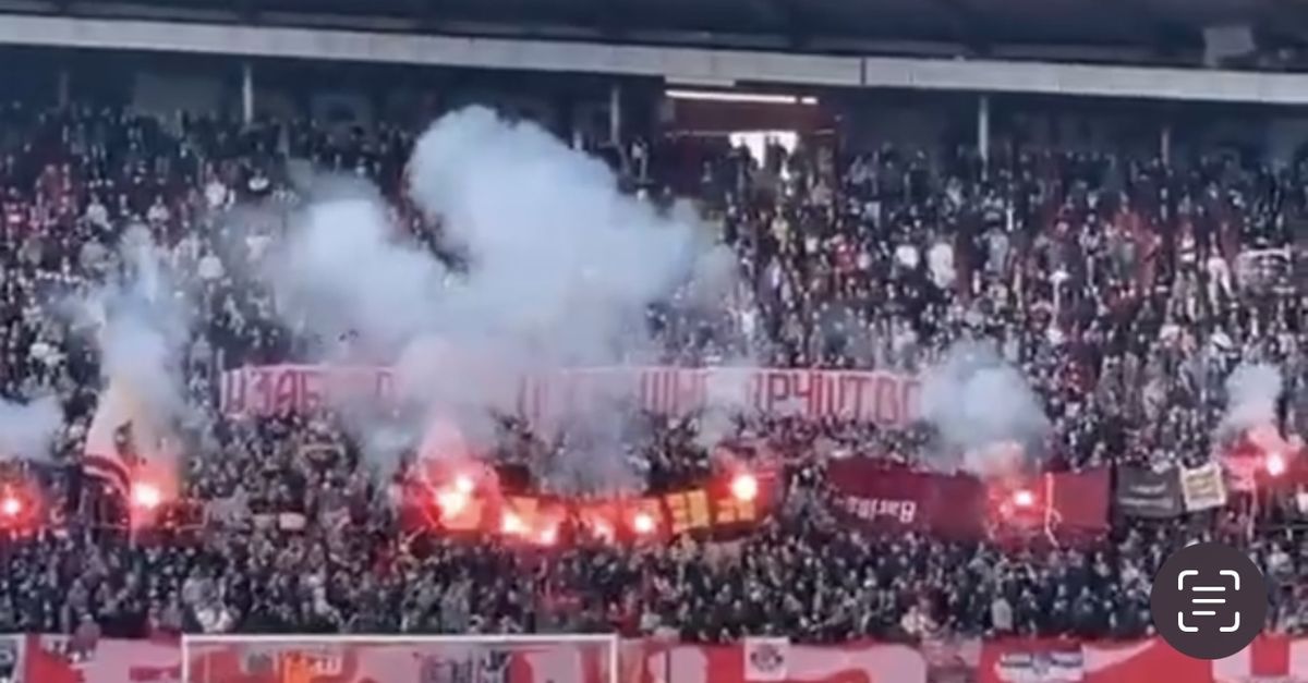 Video Striscione Rubato Agli Ultras Della Roma Esposto In Curva Della