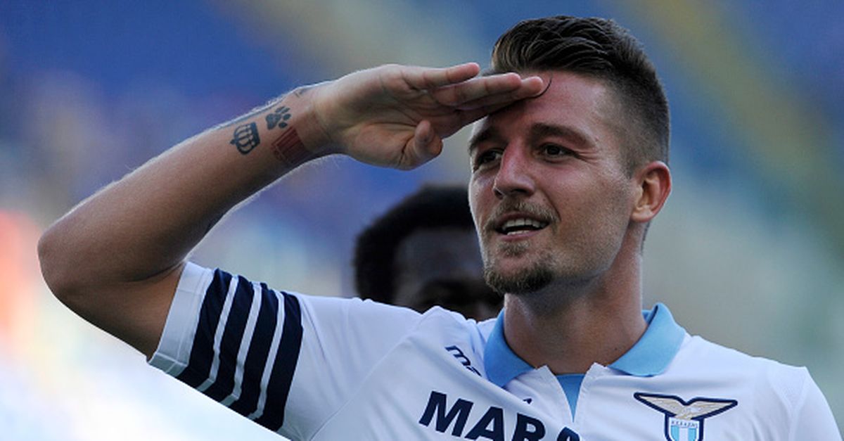 Social Milinkovic 25 Gli Auguri Dei Compagni Al Sergente FOTO