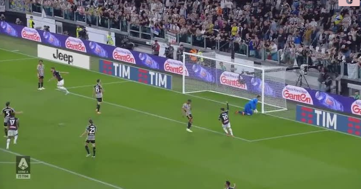 Juventus Milan Giroud Segna E Festeggia In Tribuna VIDEO Pianeta Milan