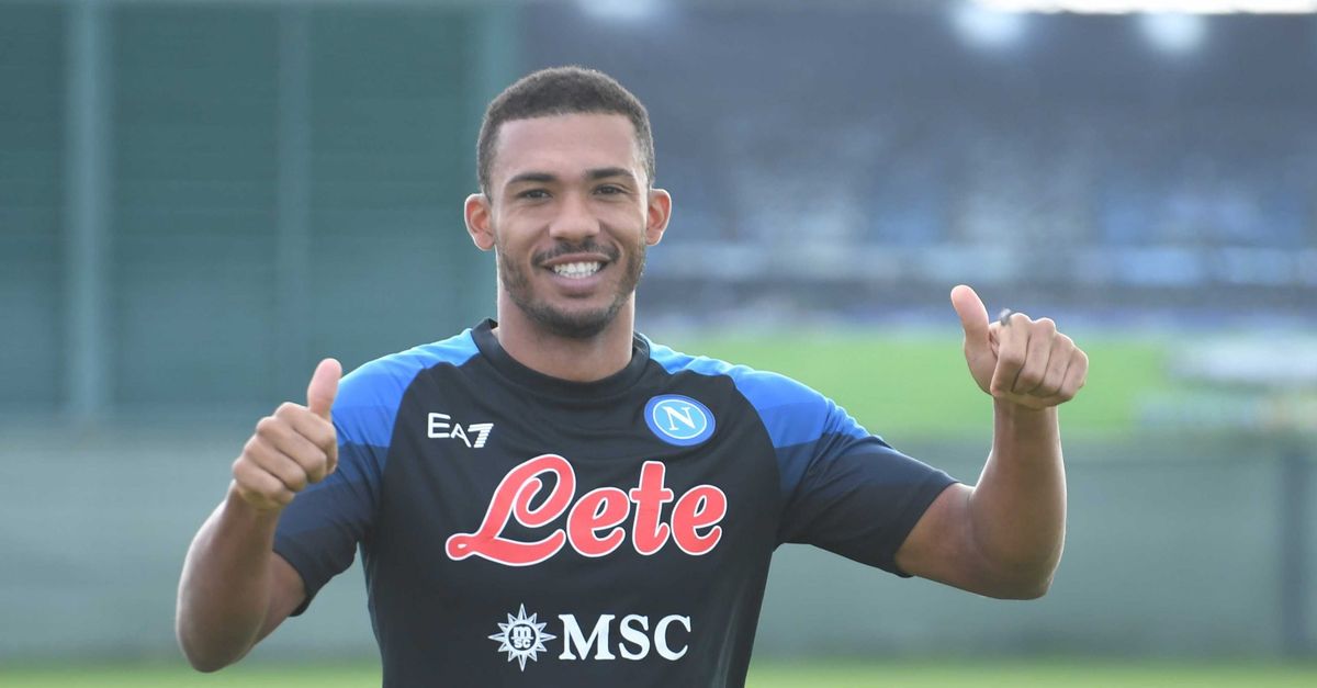 Foto Juan Jesus Si Gode Le Vacanze Meritato Riposo Per Batjuan