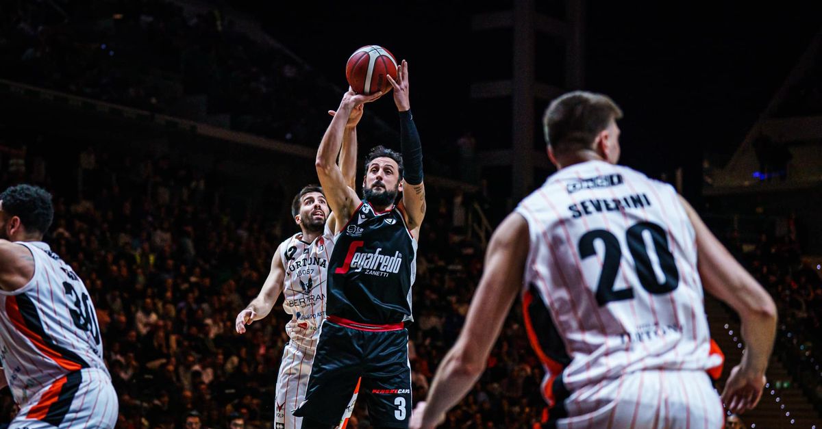 Final Eight La Virtus Torna In Finale Anni Dopo Battuta Tortona