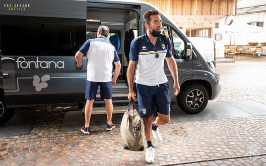 Calciomercato serie B, il Parma affianca un portiere a Buffon. Tanti esuberi per il Frosinone- immagine 2