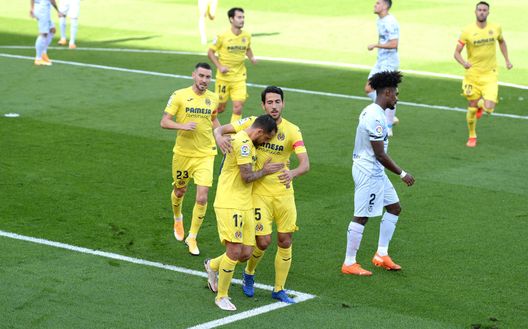Paco Alcacer non esulta dopo il gol al Valencia, sua ex squadra (Photo by Aitor Alcalde/Getty Images) Paco Alcacer non esulta dopo il gol al Valencia, sua ex squadra (Photo by Aitor Alcalde/Getty Images)