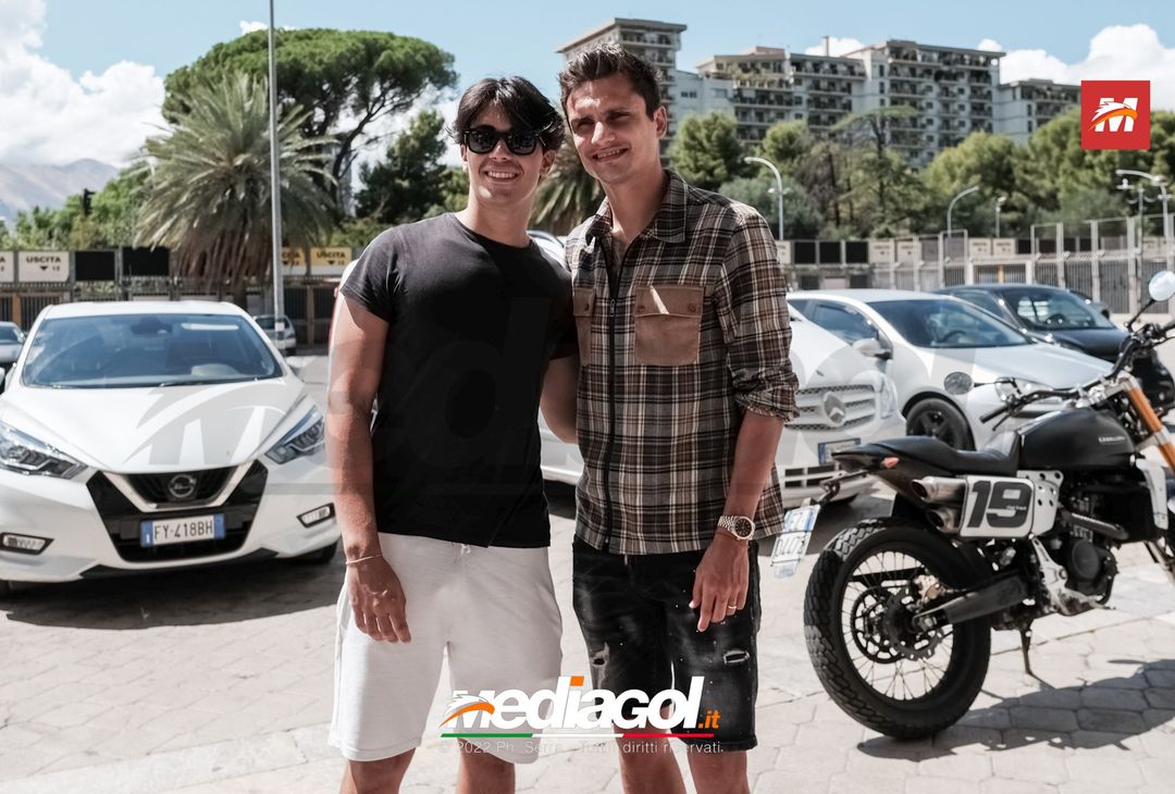 FOTO CALCIOMERCATO PALERMO, Ales Mateju al “Renzo Barbera” per la firma (Gallery) - immagine 9