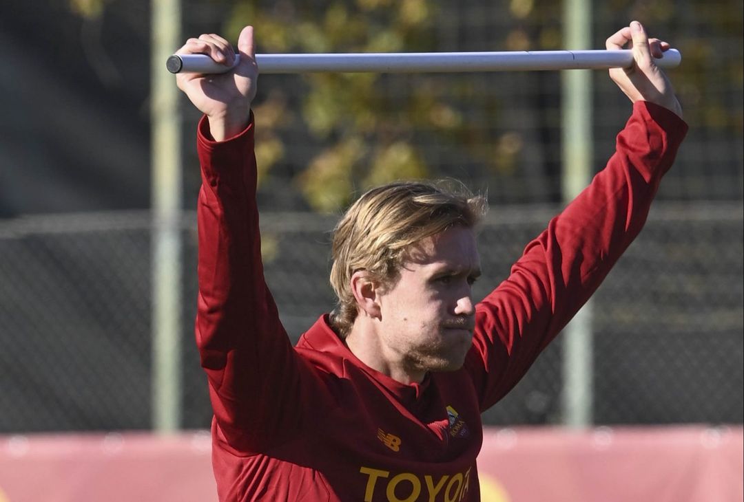 Roma, ripresa degli allenamenti a Trigoria. Mercoledì c’è la Cremonese – FOTO GALLERY - immagine 5