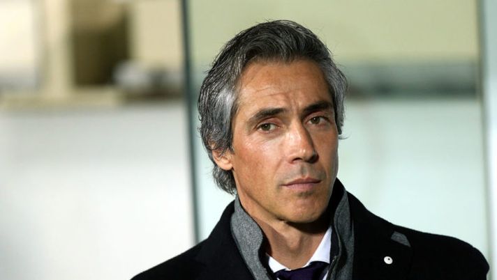FLORENCE, ITALY - FEBRUARY 11: Paulo Sousa manager of ACF Fiorentina reacts during the Serie A match between ACF Fiorentina and Udinese Calcio at Stadio Artemio Franchi on February 11, 2017 in Florence, Italy. (Photo by Gabriele Maltinti/Getty Images) Sousa duro con Bernardeschi: “Sta subendo cali d’intensità, mi aspetto…” - immagine 1