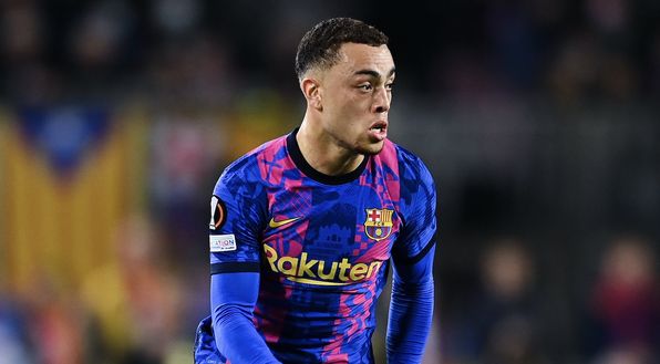 Sergiño Dest (difensore Barcellona) | La Liga News (Getty Images) Sergiño Dest Barcellona