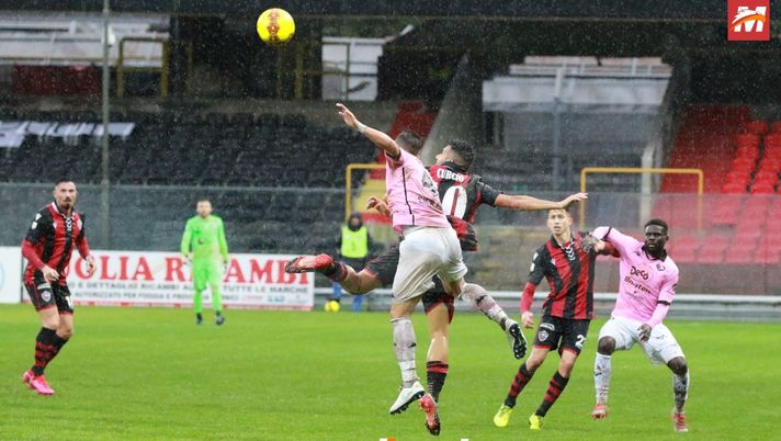 Palermo, un campionato segnato dal Covid: a rischio anche la gara contro il Foggia. Le ultime 