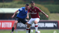 Milan, Hernandez evita la sconfitta con il Novara. 1-1 nel primo test stagionale