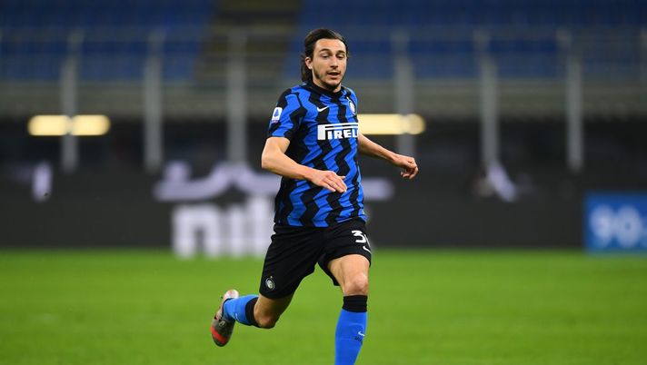 MILAN, ITALY - MARCH 08:  Matteo Darmian of FC Internazionale in action during the Serie A match between FC Internazionale  and Atalanta BC at Stadio Giuseppe Meazza on March 08, 2021 in Milan, Italy. (Photo by Claudio Villa - Inter/Inter via Getty Images) 