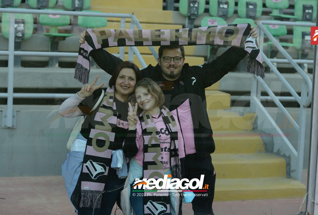 Fotogallery, i tifosi allo stadio per Palermo-Triestina 1-1 - immagine 110