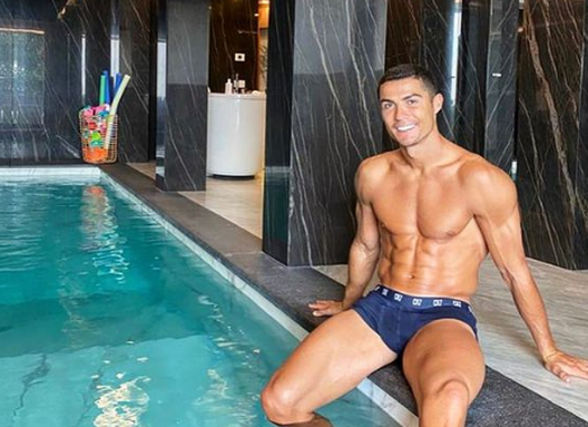Cristiano Ronaldo (Instagram Cristiano Ronaldo) Cristiano Ronaldo (Instagram Cristiano Ronaldo)