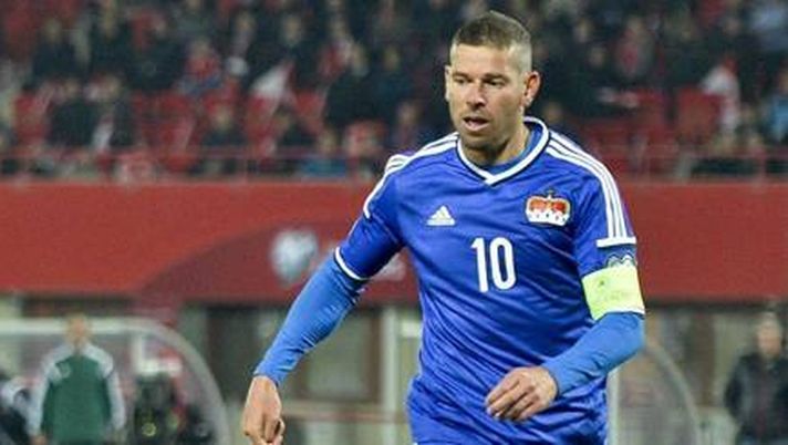 Italia, senti Frick: “Qui paghiamo meno tasse. Spero che mio figlio segni agli azzurri” 