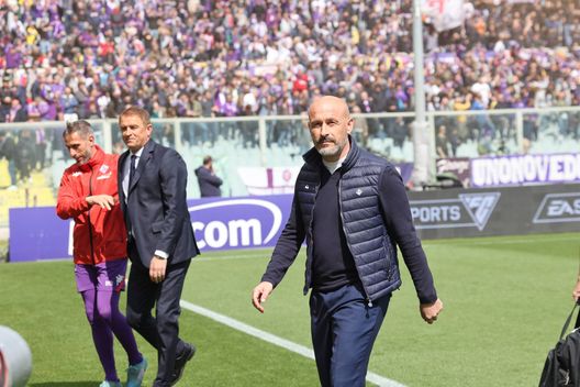 GERMOGLI PH: 8 APRILE 2023 FIRENZE STADIO ARTEMIO FRANCHI CAMPIONATO SERIE A FIORENTINA VS SPEZIA NELLA FOTO ITALIANO Italiano studia van den Brom: difesa serrata e modulo in continuo cambiamento- immagine 2