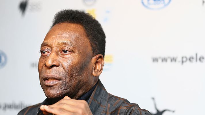 MELBOURNE, AUSTRALIA - MARCH 26: Pele speaks to the media during a press conference at The Peninsula on March 26, 2015 in Melbourne, Australia. (Photo by Robert Cianflone/Getty Images) MELBOURNE, AUSTRALIA - MARCH 26: Pele speaks to the media during a press conference at The Peninsula on March 26, 2015 in Melbourne, Australia. (Photo by Robert Cianflone/Getty Images)