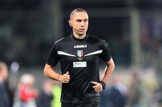 FLORENCE, ITALY - OCTOBER 27: Marco Guida referee during the Serie A match between ACF Fiorentina and SS Lazio at Stadio Artemio Franchi on October 27, 2019 in Florence, Italy. (Photo by Gabriele Maltinti/Getty Images) FLORENCE, ITALY - OCTOBER 27: Marco Guida referee during the Serie A match between ACF Fiorentina and SS Lazio at Stadio Artemio Franchi on October 27, 2019 in Florence, Italy. (Photo by Gabriele Maltinti/Getty Images)
