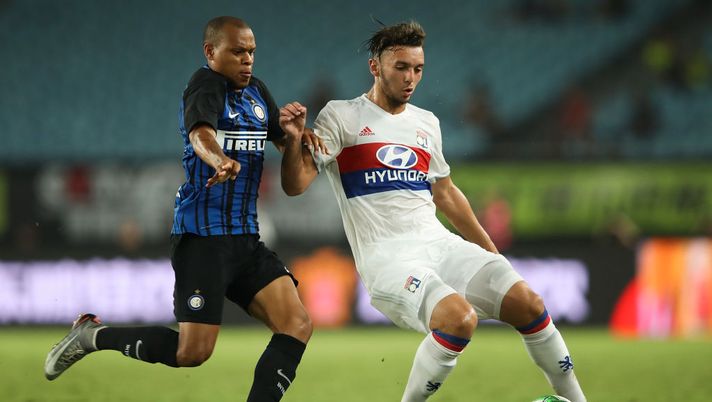 NANJING, CHINA - JULY 24: Jonathan Biabiany (L) of FC Internationale competes for the ball with Amine Gouiri of Olympique Lyonnais during the 2017 International Champions Cup China match between Olympique Lyonnais and FC Internationale at Olympic Sports Centre Stadium on July 24, 2017 in Nanjing, China. (Photo by Lintao Zhang/Getty Images) NANJING, CHINA - JULY 24: Jonathan Biabiany (L) of FC Internationale competes for the ball with Amine Gouiri of Olympique Lyonnais during the 2017 International Champions Cup China match between Olympique Lyonnais and FC Internationale at Olympic Sports Centre Stadium on July 24, 2017 in Nanjing, China. (Photo by Lintao Zhang/Getty Images)