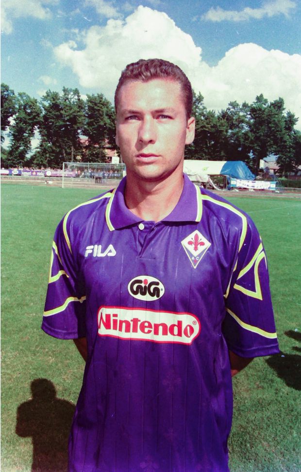 GERMOGLI PH: 8 LUGLIO 1997 ABBADIA SAN SALVATORE RITIRO ESTIVO FIORENTINA CALCIONELLA FOTO SANDRO COIS GERMOGLI PH: 8 LUGLIO 1997 ABBADIA SAN SALVATORE RITIRO ESTIVO FIORENTINA CALCIONELLA FOTO SANDRO COIS