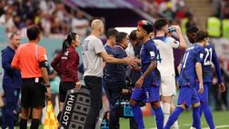 McKennie si asciuga le mani su un fotografo: tifosi contro l’americano “Un arrogante”