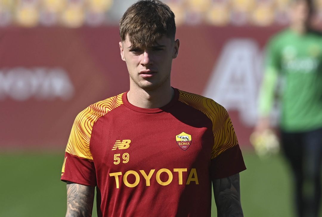 Trigoria, l’allenamento prima della partenza per Genova – FOTO GALLERY - immagine 18