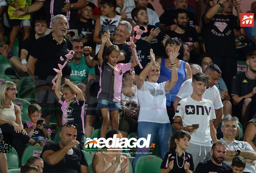 FOTOTIFO, Palermo-Reggiana 3-2 i tifosi allo stadio (gallery) - immagine 51