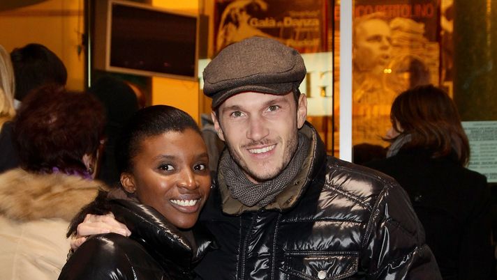 MILAN, ITALY - DECEMBER 09:  Alberto Bonato 'Alvin' (R) and his girlfriend attend the "Mi Scappa Da Ridere" red carpet held at Teatro Smeraldo on December 9, 2010 in Milan, Italy.  (Photo by Vittorio Zunino Celotto/Getty Images) 