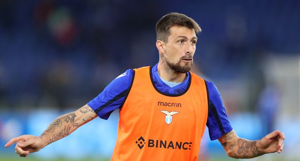 Acerbi ipotesi Inter difesa