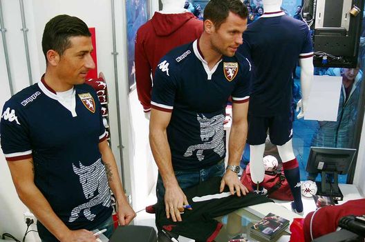 Vives e Padelli al Kappa Store di via Garibaldi 