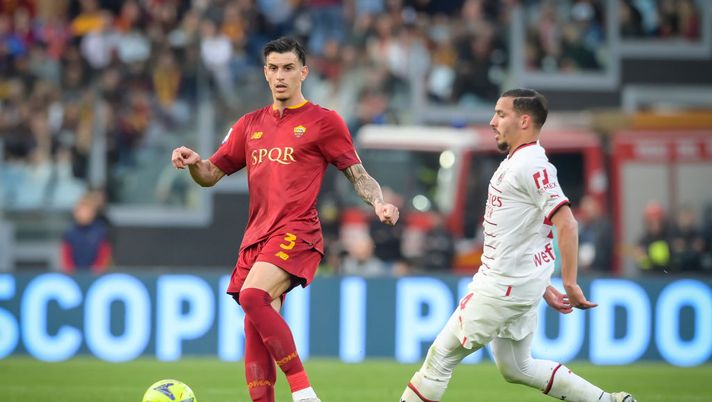 Getty Images Mercato Roma, la Premier vuole Ibanez: alcuni club hanno inviato i loro osservatori - immagine 1