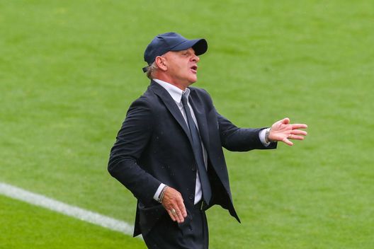 GERMOGLI PH: 16 MAGGIO 2021 FIRENZE STADIO ARTEMIO FRANCHI SERIE A FIORENTINA VS NAPOLI NELLA FOTO MISTER BEPPE IACHINI Iachini: “A Firenze facevo parlare Ribery. Poi potevo allenare il Cagliari”- immagine 2