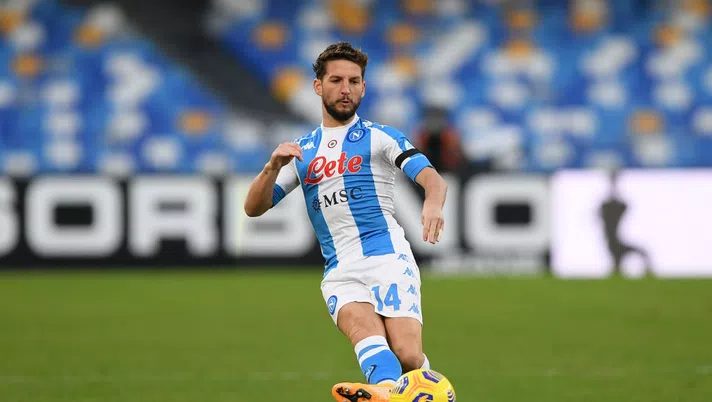 NAPLES, ITALY - DECEMBER 13: Dries Mertens of SSC Napoli during the Serie A match between SSC Napoli and UC Sampdoria at Stadio Diego Armando Maradona on December 13, 2020 in Naples, Italy. Sporting stadiums around Italy remain under strict restrictions due to the Coronavirus Pandemic as Government social distancing laws prohibit fans inside venues resulting in games being played behind closed doors. (Photo by Francesco Pecoraro/Getty Images)