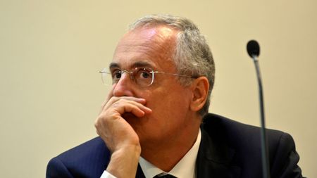 ROME, ITALY - OCTOBER 10: SS Lazio President Claudio Lotito SS Lazio press conference at the Olimpico Stadium on October 10, 2019 in Rome, Italy. (Photo by Marco Rosi/Getty Images) ROME, ITALY - OCTOBER 10: SS Lazio President Claudio Lotito SS Lazio press conference at the Olimpico Stadium on October 10, 2019 in Rome, Italy. (Photo by Marco Rosi/Getty Images)