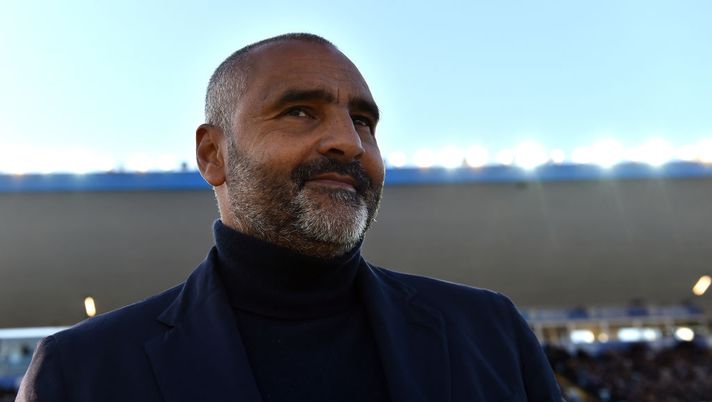 BRESCIA, ITALY - DECEMBER 14: Head coach Fabio Liverani of Lecce looks on during the Serie A match between Brescia Calcio and US Lecce at Stadio Mario Rigamonti on December 14, 2019 in Brescia, Italy. (Photo by Tullio M. Puglia/Getty Images) BRESCIA, ITALY - DECEMBER 14: Head coach Fabio Liverani of Lecce looks on during the Serie A match between Brescia Calcio and US Lecce at Stadio Mario Rigamonti on December 14, 2019 in Brescia, Italy. (Photo by Tullio M. Puglia/Getty Images)
