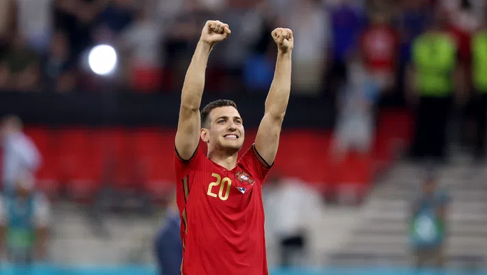 Diogo Dalot (difensore Manchester United), qui con la maglia del Portogallo, è un obiettivo del Milan per il calciomercato estivo | AC Milan News (Getty Images)