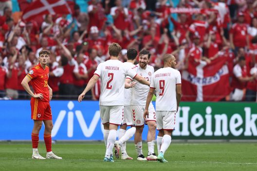 AMSTERDAM, NETHERLANDS - JUNE 26: Pierre-Emile Hojbjerg of Denmark celebrates with teammates after victory in the UEFA Euro 2020 Championship Round of 16 match between Wales and Denmark at Johan Cruijff Arena on June 26, 2021 in Amsterdam, Netherlands. (Photo by Dean Mouhtaropoulos/Getty Images) AMSTERDAM, NETHERLANDS - JUNE 26: Pierre-Emile Hojbjerg of Denmark celebrates with teammates after victory in the UEFA Euro 2020 Championship Round of 16 match between Wales and Denmark at Johan Cruijff Arena on June 26, 2021 in Amsterdam, Netherlands. (Photo by Dean Mouhtaropoulos/Getty Images)