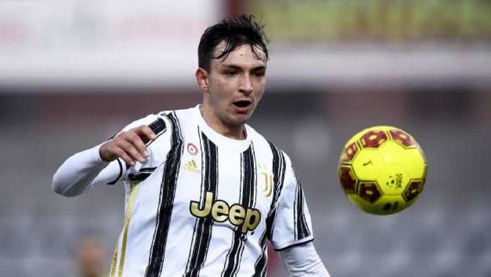 UFFICIALE Padova, ecco il difensore Delli Carri in prestito dal Como - immagine 1