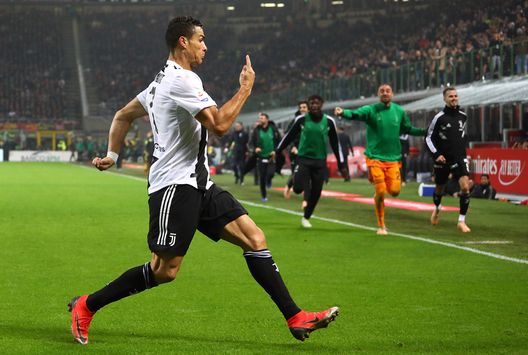 Cristiano Ronaldo Cristiano Ronaldo