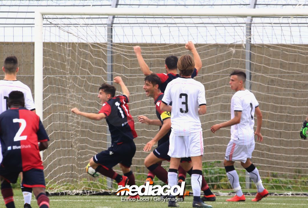  CAGLIARI, ITALY - MAY 05:  Matias Antonini Lui of Cagliari U19 celebrates scoring his team's first goal during the Primavera 1 match between Cagliari Calcio U19 and US Citta di Palermo U19 at Stadio Renato Raccis on May 5, 20188.  (Photo by Enrico Locci/Getty Images) 