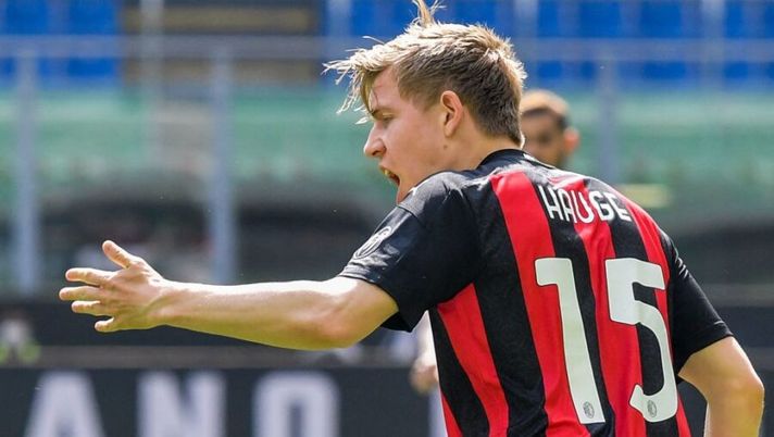 AC Milan's Norwegian forward Jens Petter Hauge celebrates after scoring an equalizer during the Italian Serie A football match AC Milan vs Sampdoria on April 03, 2021 at the San Siro stadium in Milan. (Photo by Tiziana FABI / AFP) (Photo by TIZIANA FABI/AFP via Getty Images) UFFICIALE – ll Milan ha ceduto Hauge: il comunicato, ora è dell’Eintracht - immagine 1