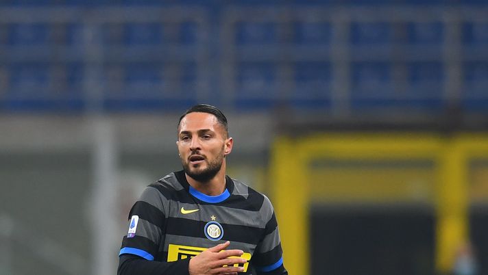 MILAN, ITALY - DECEMBER 16:  Danilo D'Ambrosio of FC Internazionale in action during the Serie A match between FC Internazionale and SSC Napoli at Stadio Giuseppe Meazza on December 16, 2020 in Milan, Italy. (Photo by Claudio Villa - Inter/Inter via Getty Images) 
