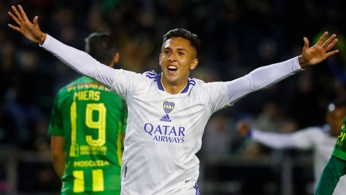 MAR DEL PLATA, ARGENTINA - NOVEMBER 08: Agustin Almendra of Boca Juniors celebrates his goal during a match between Aldosivi and Boca Juniors as part of Torneo Liga Profesional 2021 at Estadio Jose Maria Minella on November 8, 2021 in Mar del Plata, Argentina. (Photo by Marcos Brindicci/Getty Images) Sky: “La Cremonese sogna Almendra del Boca Juniors: arrivano questi segnali” - immagine 1