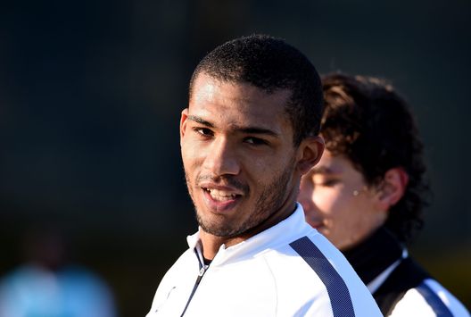 COMO, ITALY - JANUARY 20: Juan Jesus during the FC Internazionale Training Session at Appiano Gentile on January 20, 2015 in Como, Italy. (Photo by Claudio Villa - Inter/Getty Images) COMO, ITALY - JANUARY 20: Juan Jesus during the FC Internazionale Training Session at Appiano Gentile on January 20, 2015 in Como, Italy. (Photo by Claudio Villa - Inter/Getty Images)
