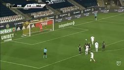 Higuain, esordio MLS da incubo: sconfitta e rigore fallito (VIDEO)