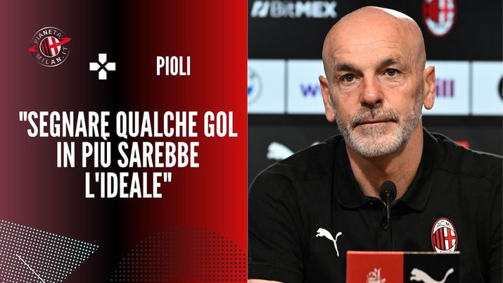 Stefano Pioli (allenatore AC Milan) durante la conferenza stampa della vigilia di Cagliari-Milan | News (Getty Images) Stefano Pioli AC Milan conferenza stampa
