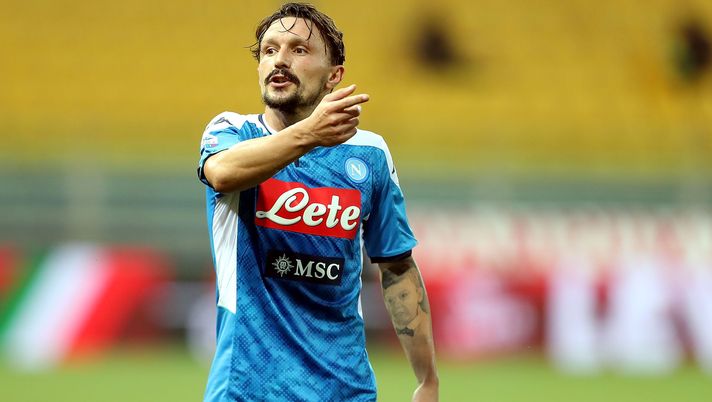 PARMA, ITALY - JULY 22: Mario Rui of SSC Napoli gestures during the Serie A match between Parma Calcio and SSC Napoli at Stadio Ennio Tardini on July 22, 2020 in Parma, Italy. (Photo by Gabriele Maltinti/Getty Images) PARMA, ITALY - JULY 22: Mario Rui of SSC Napoli gestures during the Serie A match between Parma Calcio and SSC Napoli at Stadio Ennio Tardini on July 22, 2020 in Parma, Italy. (Photo by Gabriele Maltinti/Getty Images)