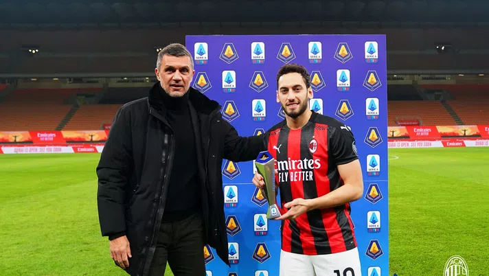 Paolo Maldini premia Hakan Calhanoglu come MVP di Serie A per il mese di dicembre 2020 prima di Milan-Juventus (Serie A 2020-2021) | AC Milan News (acmilan.com)