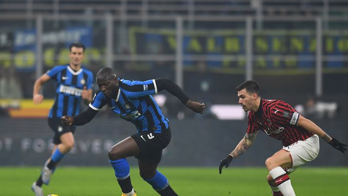 MILAN, ITALY - FEBRUARY 09:  Romelu Lukaku of FC Internazionale in action during the Serie A match between FC Internazionale and  AC Milan at Stadio Giuseppe Meazza on February 9, 2020 in Milan, Italy.  (Photo by Claudio Villa - Inter/Inter via Getty Images) 